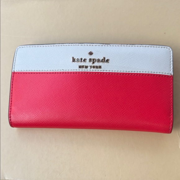 Kate Spade New York Stacy Bi Fold Wallet Cherry - Picture 4 of 15
